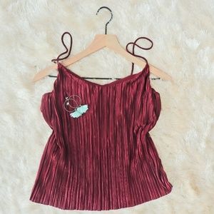 HM maroon flowy crop top tank top